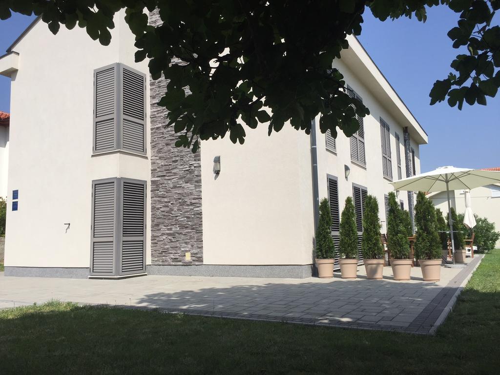 Apartments Santis10 Башка Экстерьер фото